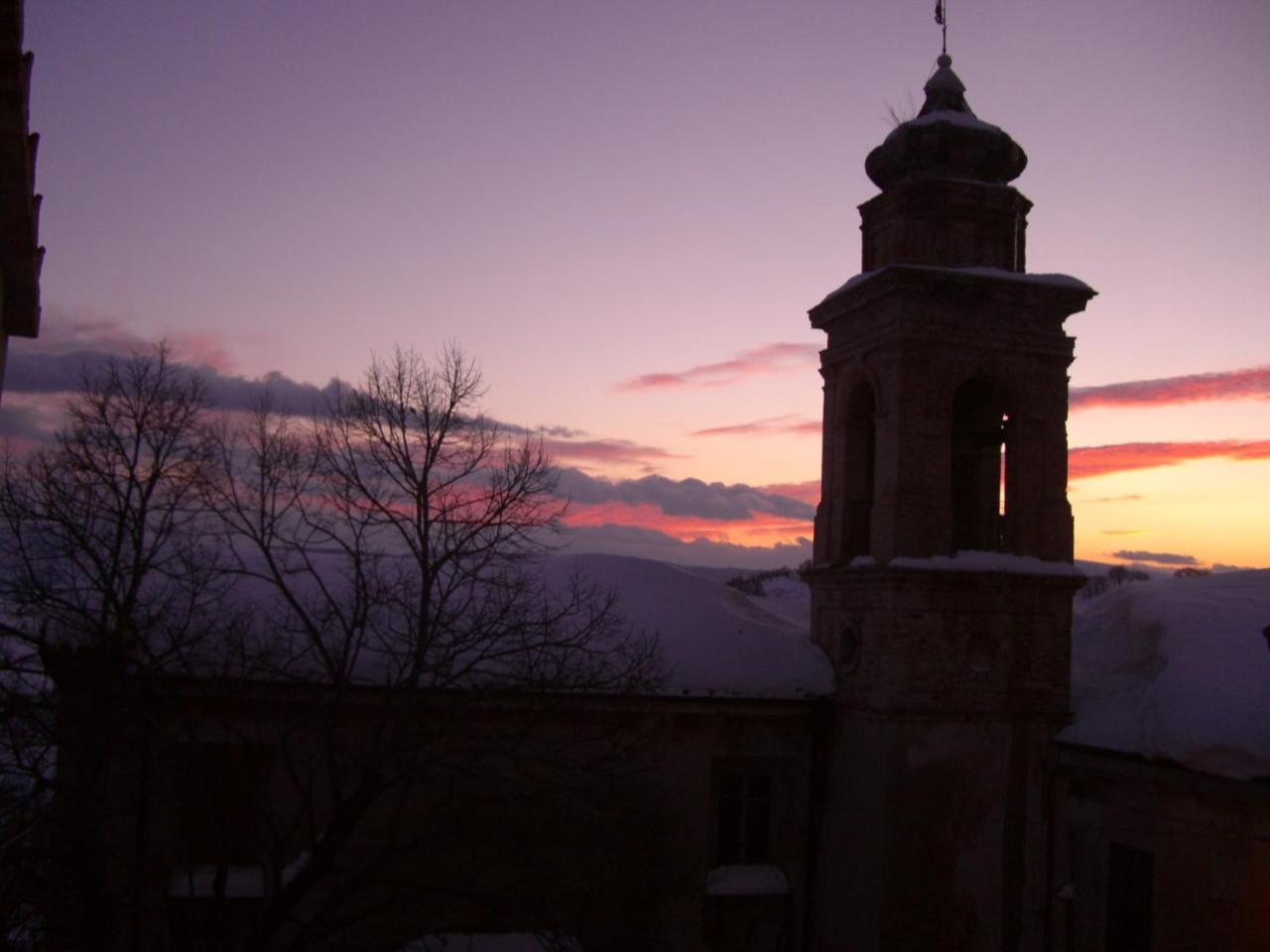 Agriturismo Pozzuolo Serrungarina 外观 照片
