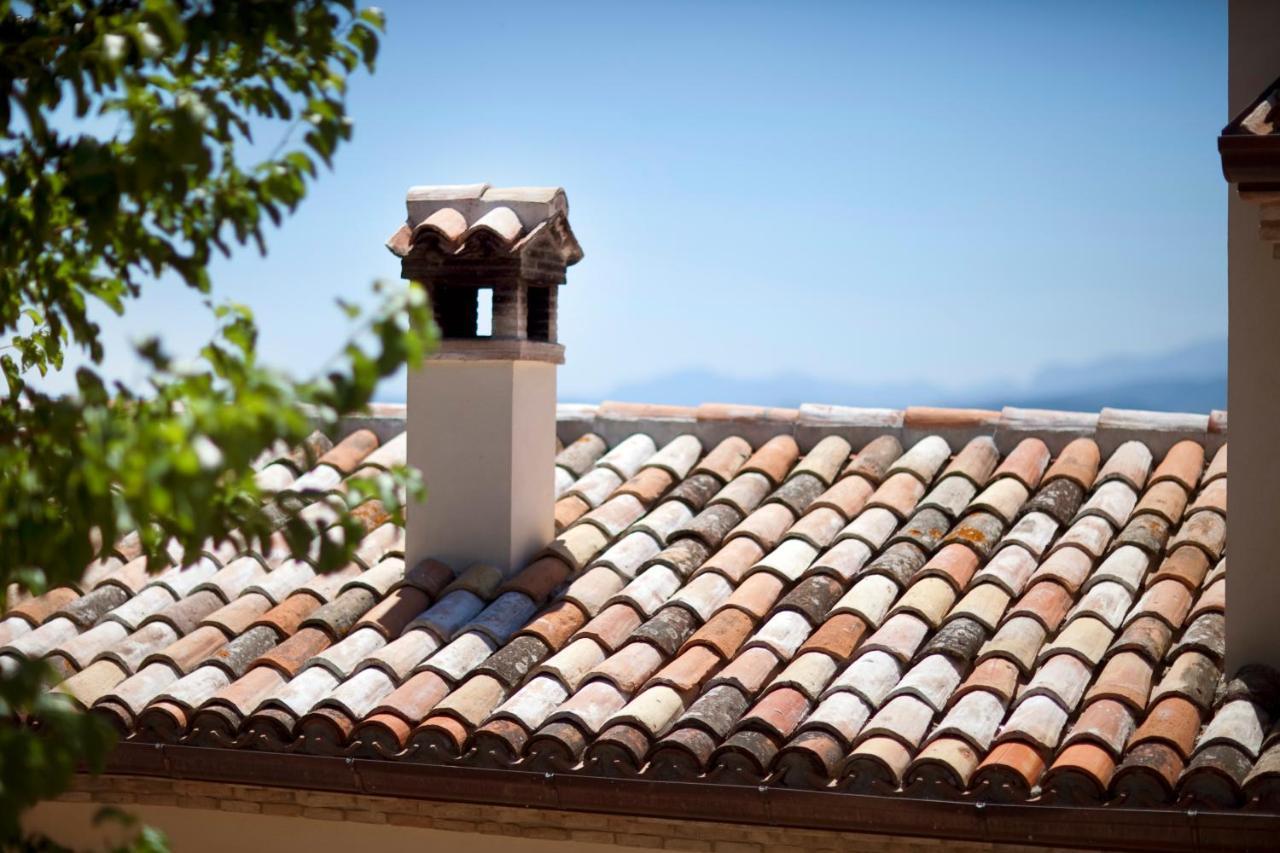 Agriturismo Pozzuolo Serrungarina 外观 照片